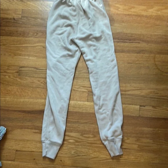 Abercrombie Beige Jogger Sweatpants - Picture 5 of 5